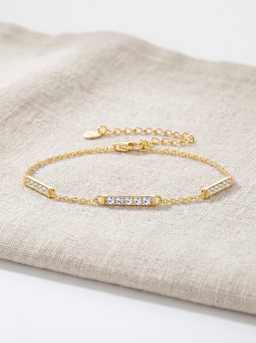 Bold Moissanite Texture Bracelet